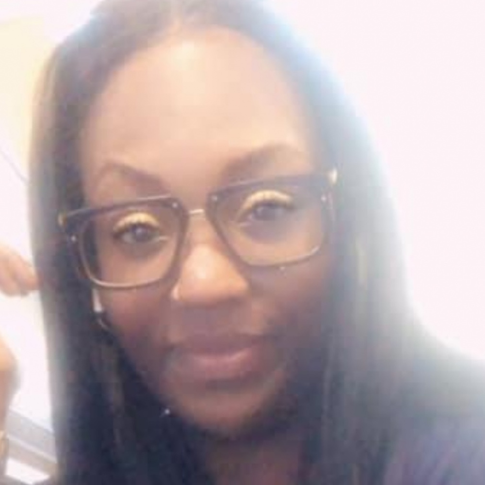 Meet your Posher, Deloris